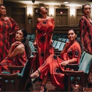 Manaola Kaftan cover one size red and black